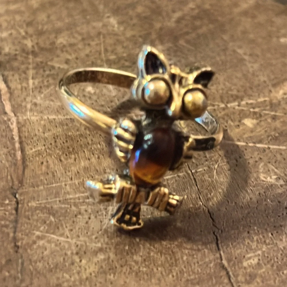 Vintage Owl Ring with Amber Stone